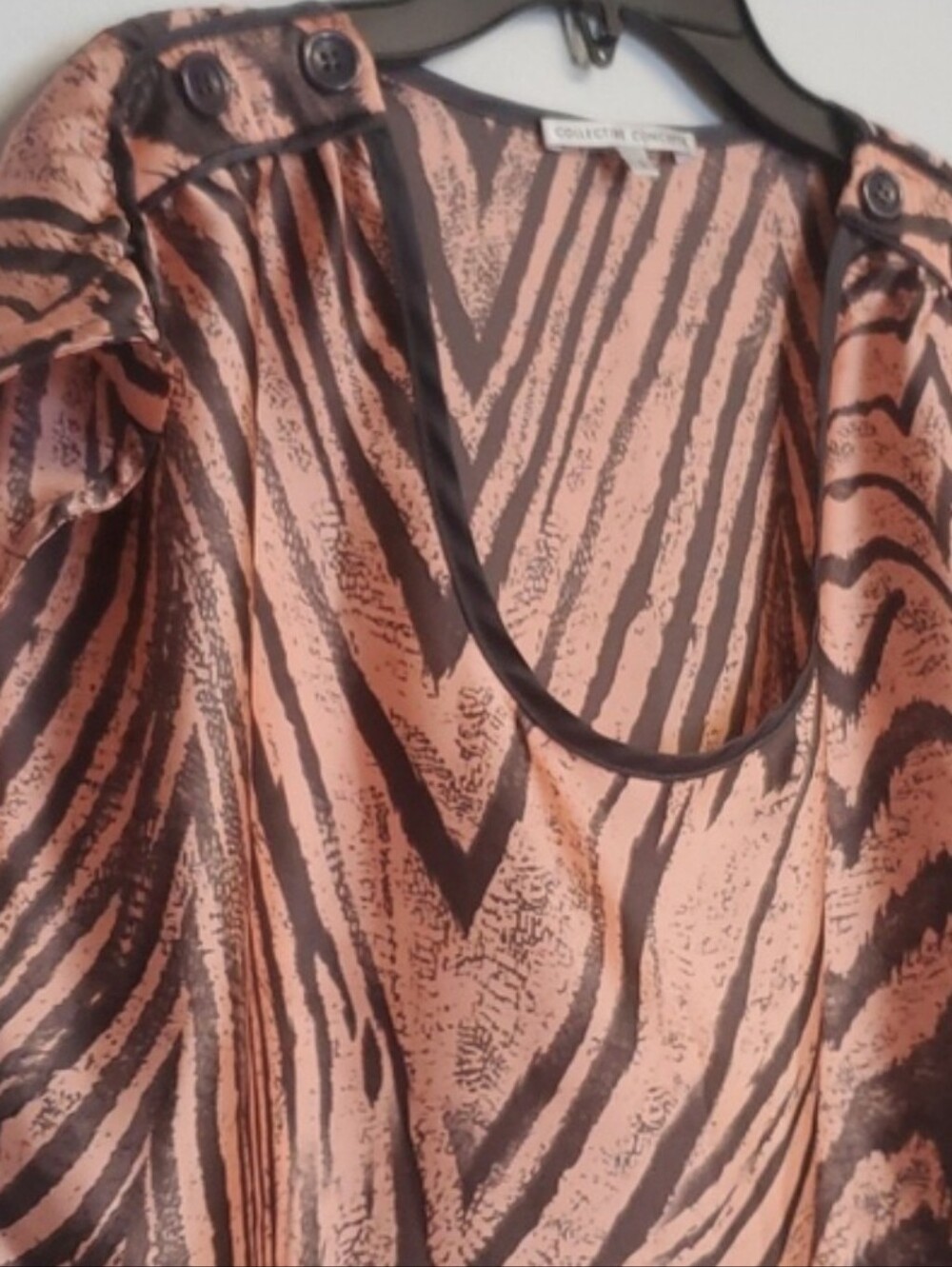 Collective Concepts Tiger Animal Print Blouse Top Small Made in USA  Y2K - Picture 3 of 6